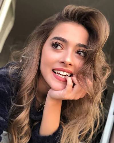 Simay Baylas