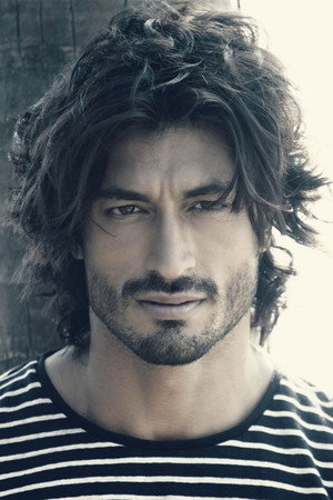 Vidyut Cemval